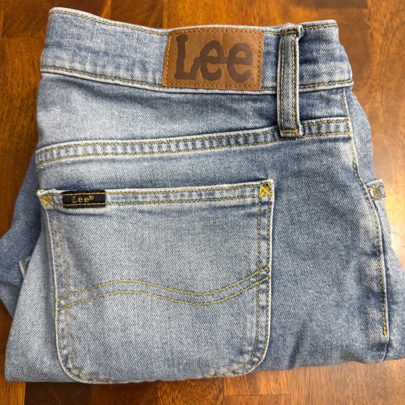 Lee Womens Straight Leg Light Wash Stretch Denim Jeans Size 6 Medium 112353250 - Picture 2 of 12